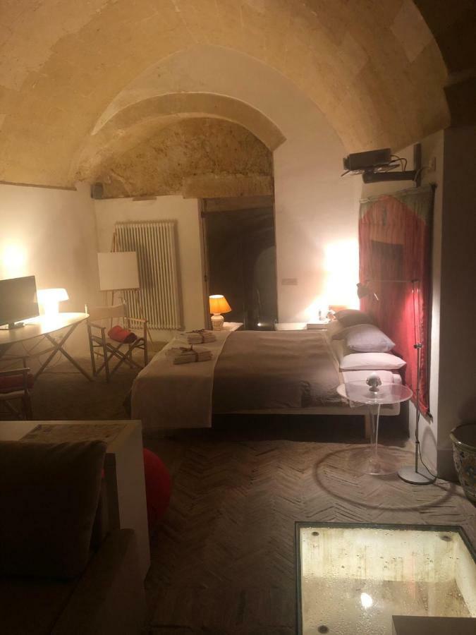 Gli Ipogei Nel Cuore Di Matera Villa Exterior photo
