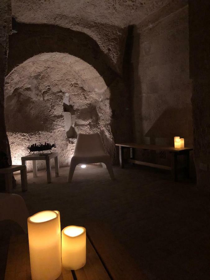 Gli Ipogei Nel Cuore Di Matera Villa Exterior photo